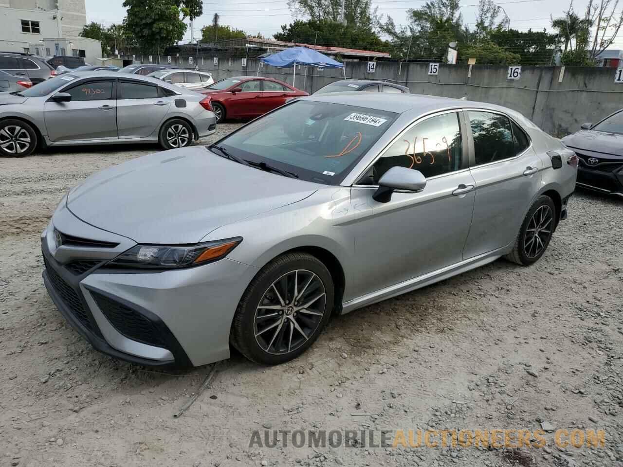 4T1G11AK3NU027416 TOYOTA CAMRY 2022