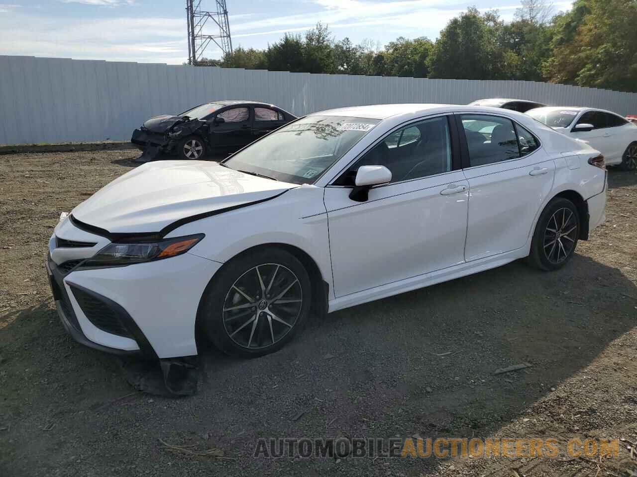 4T1G11AK3NU036973 TOYOTA CAMRY 2022