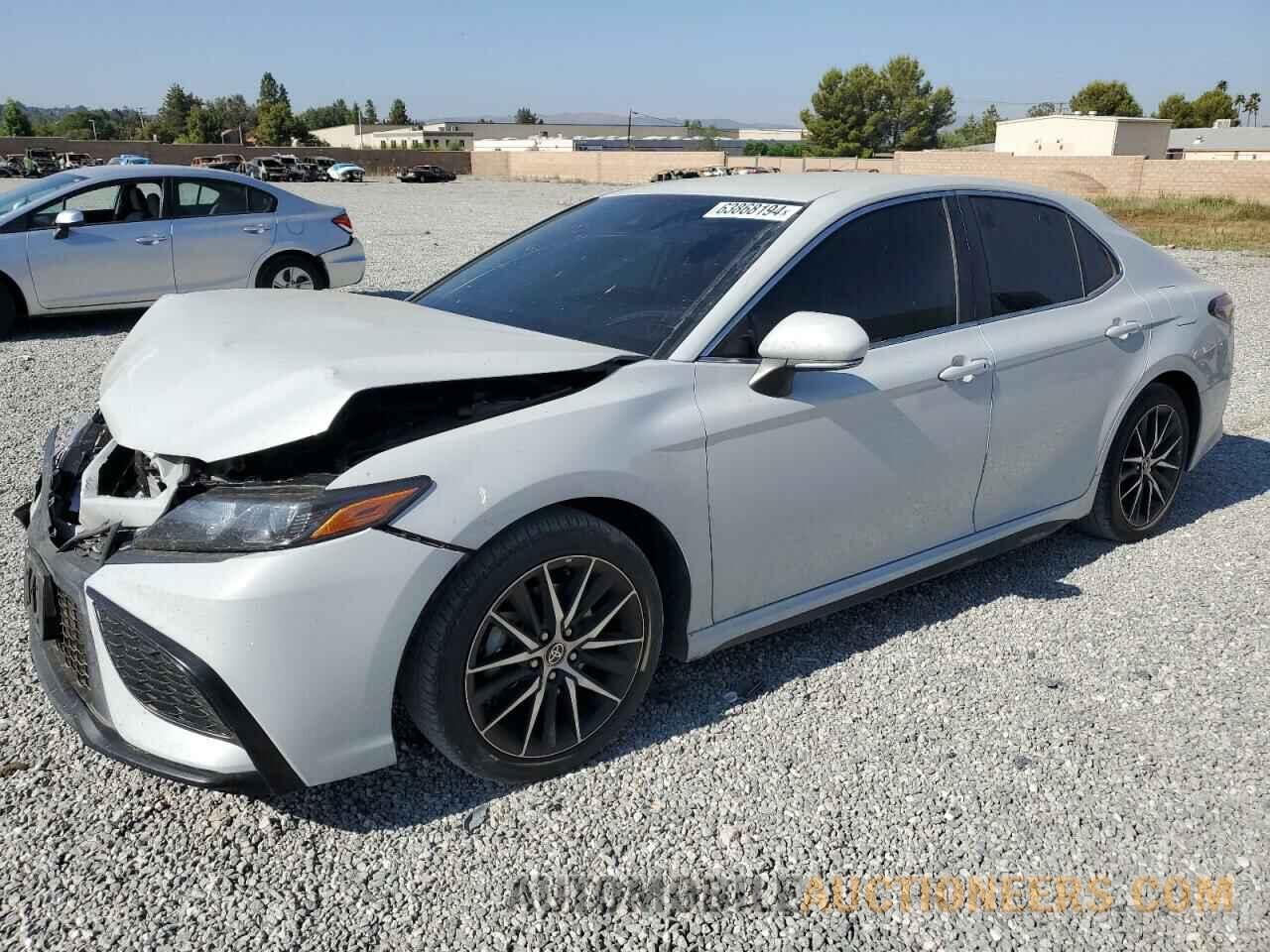 4T1G11AK3NU057659 TOYOTA CAMRY 2022