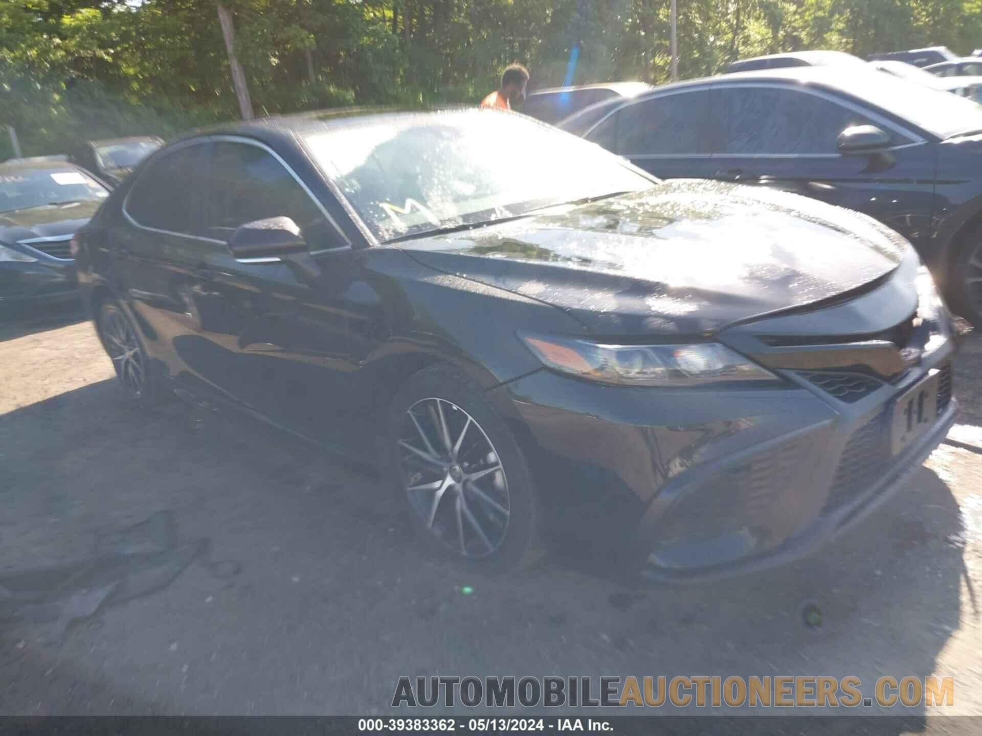 4T1G11AK3NU061579 TOYOTA CAMRY 2022