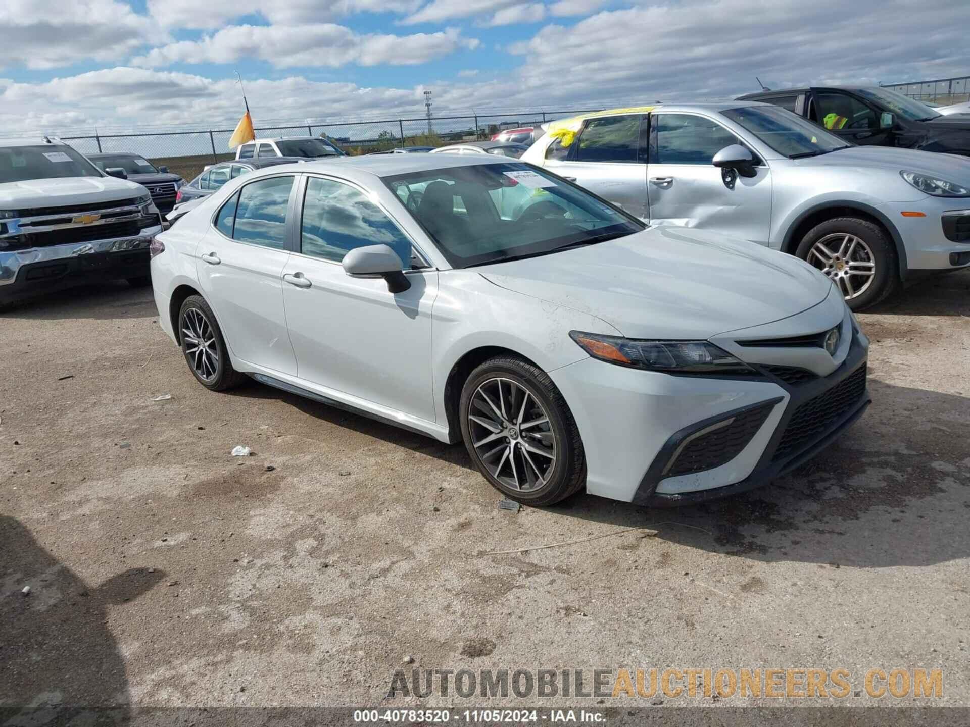 4T1G11AK3NU064224 TOYOTA CAMRY 2022