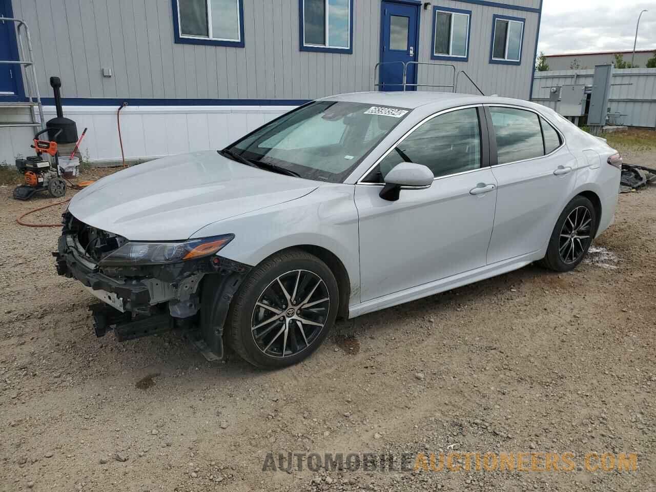 4T1G11AK3NU069228 TOYOTA CAMRY 2022