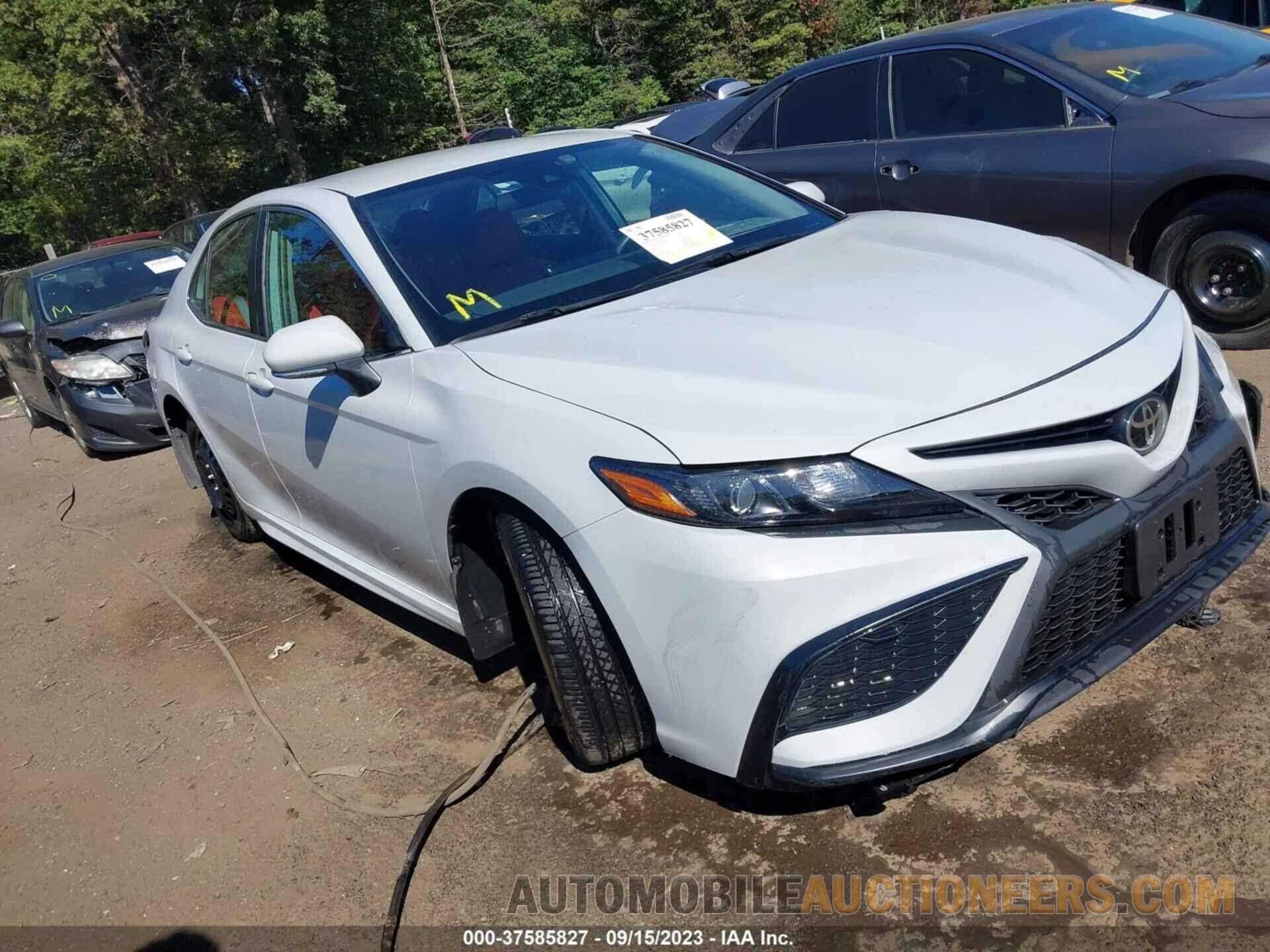 4T1G11AK3NU071366 TOYOTA CAMRY 2022