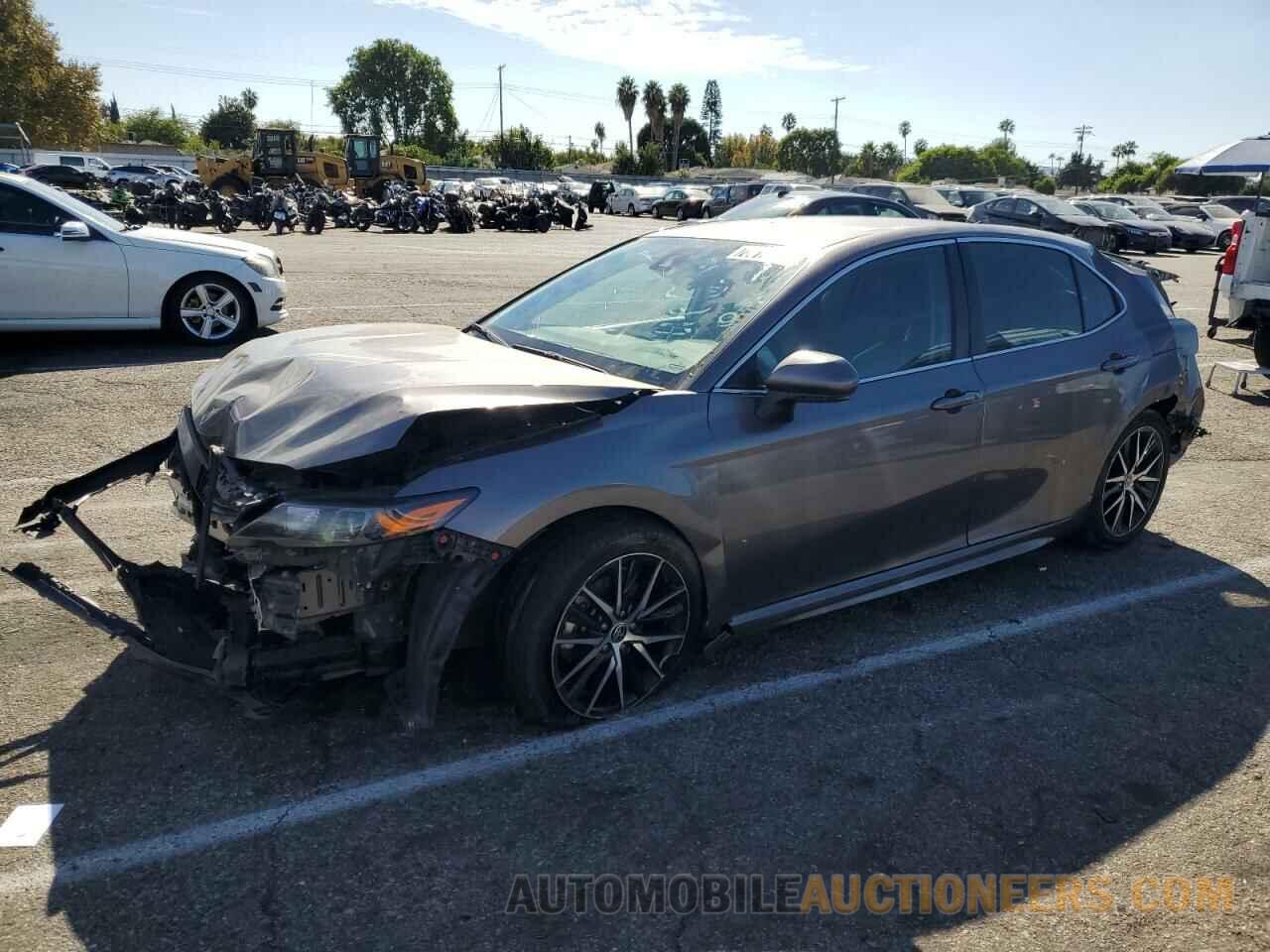 4T1G11AK3NU617728 TOYOTA CAMRY 2022