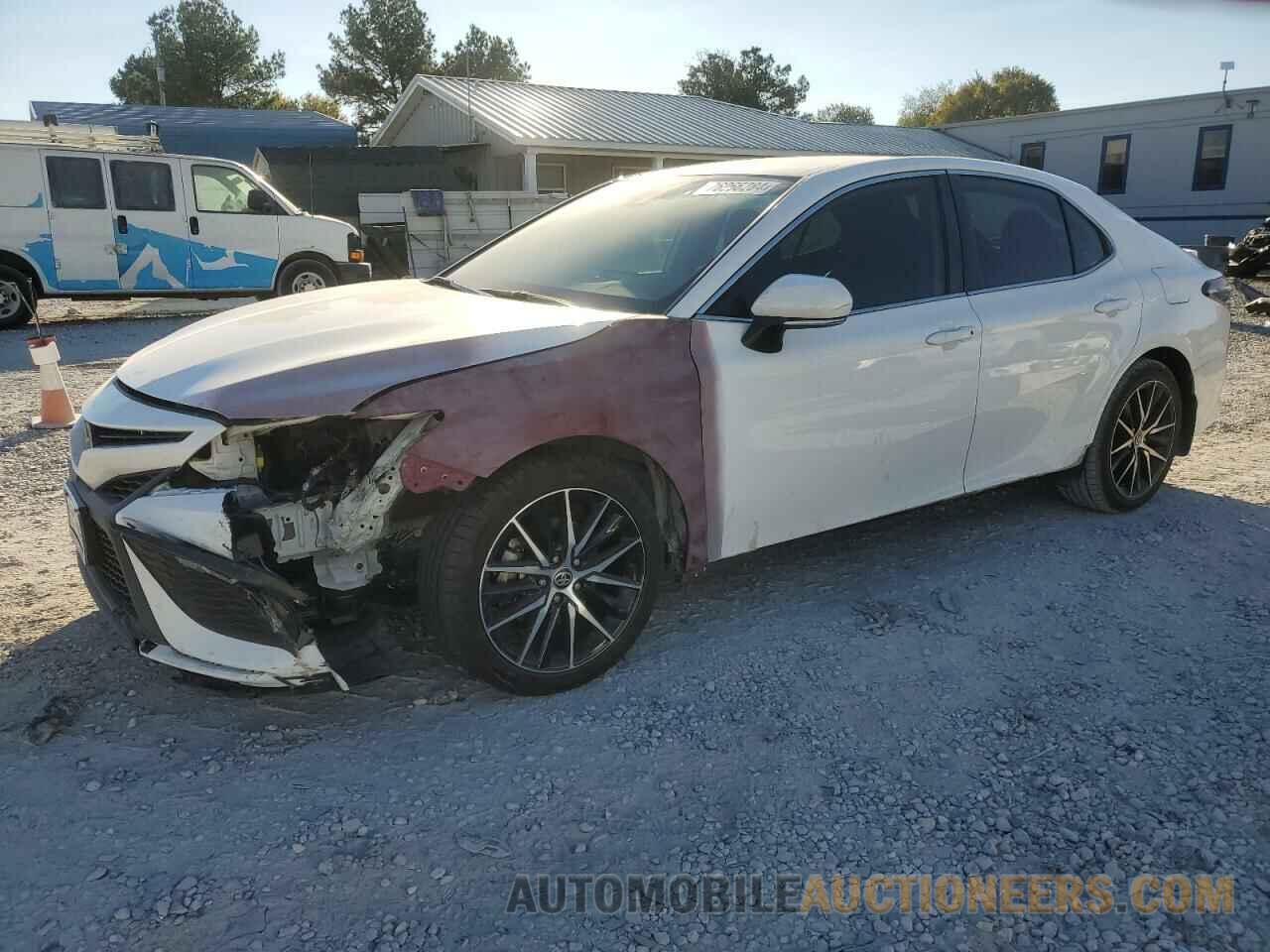 4T1G11AK3NU620709 TOYOTA CAMRY 2022