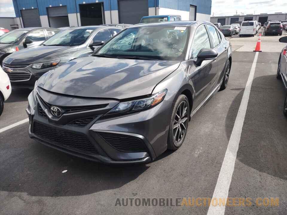 4T1G11AK3NU621603 Toyota Camry 2022