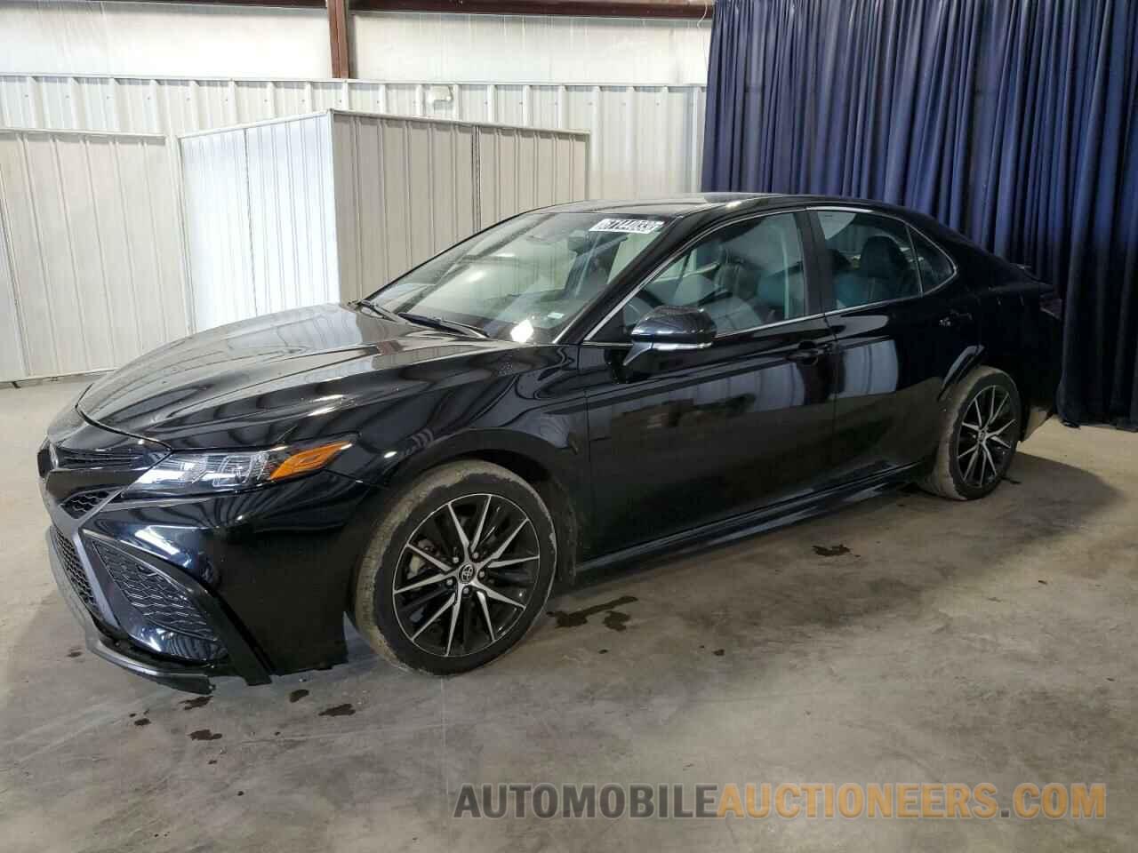 4T1G11AK3NU625120 TOYOTA CAMRY 2022