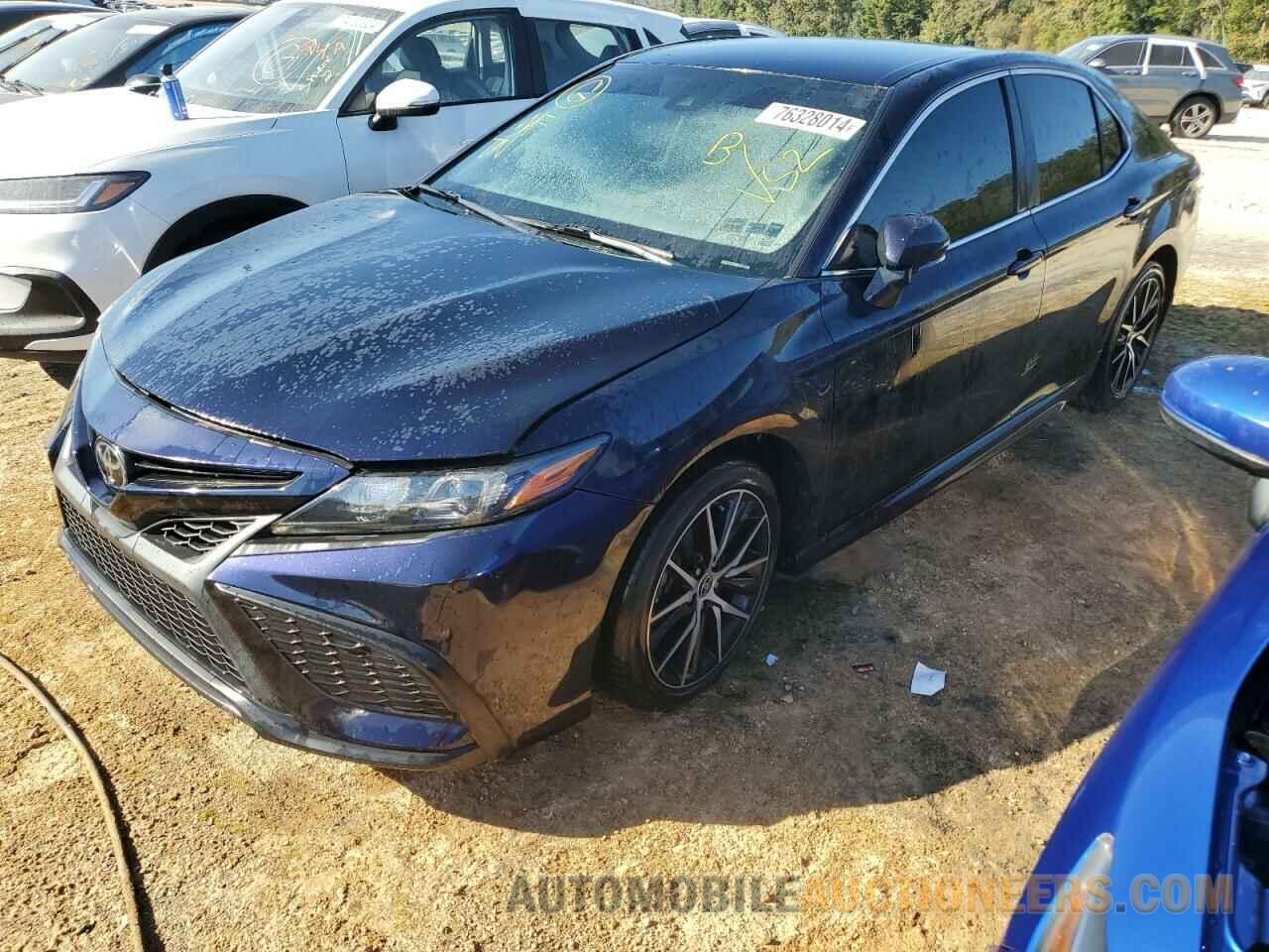 4T1G11AK3NU626784 TOYOTA CAMRY 2022