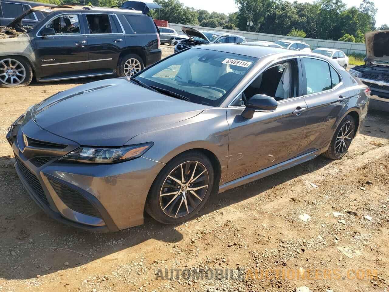 4T1G11AK3NU627045 TOYOTA CAMRY 2022