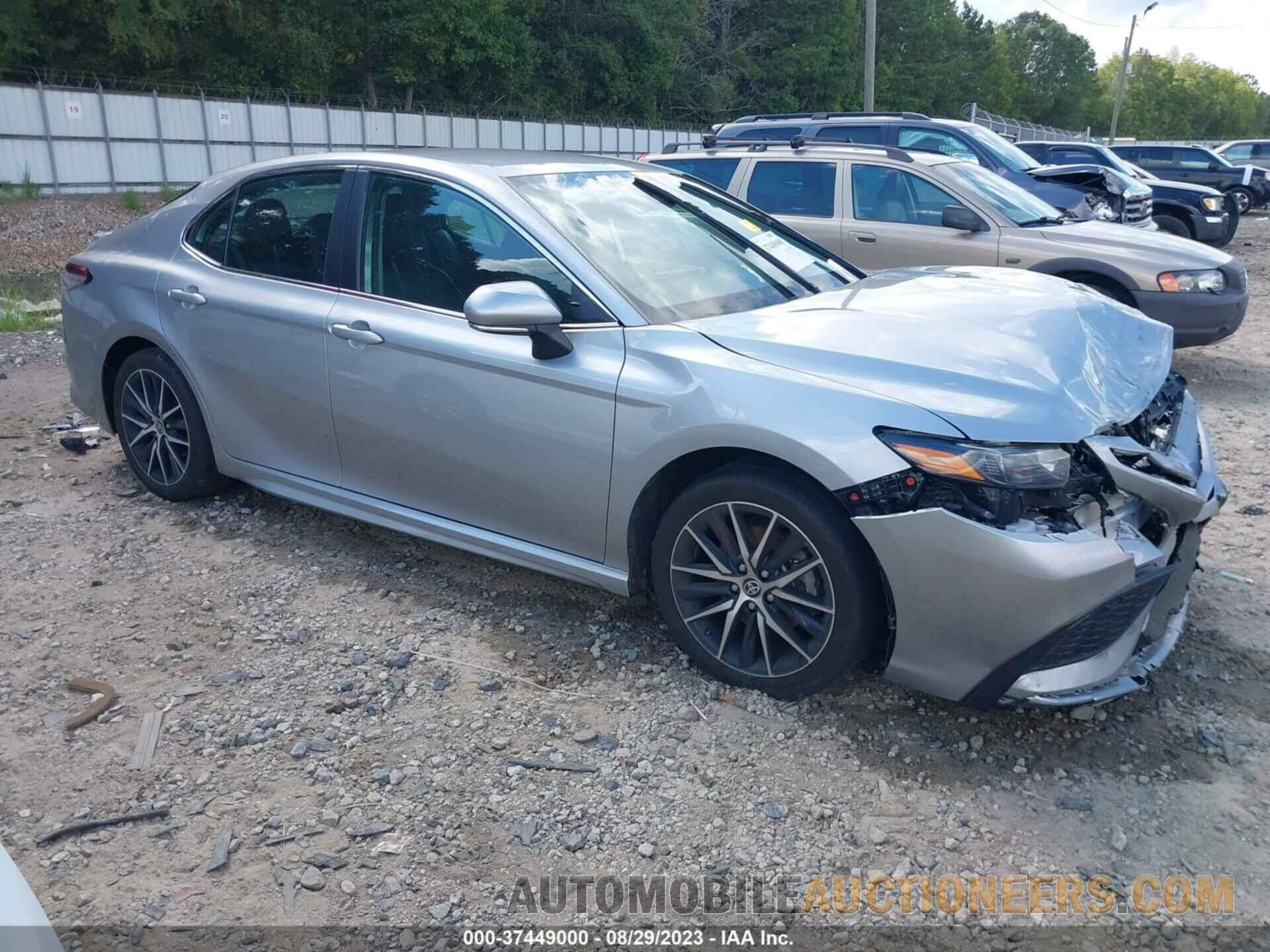 4T1G11AK3NU645142 TOYOTA CAMRY 2022