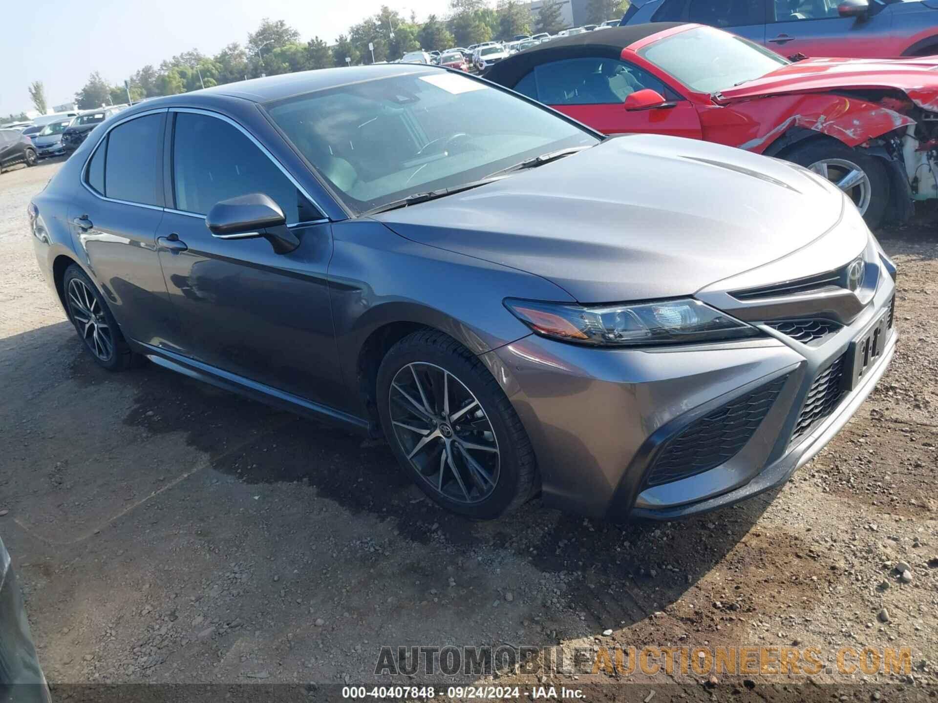 4T1G11AK3NU645173 TOYOTA CAMRY 2022