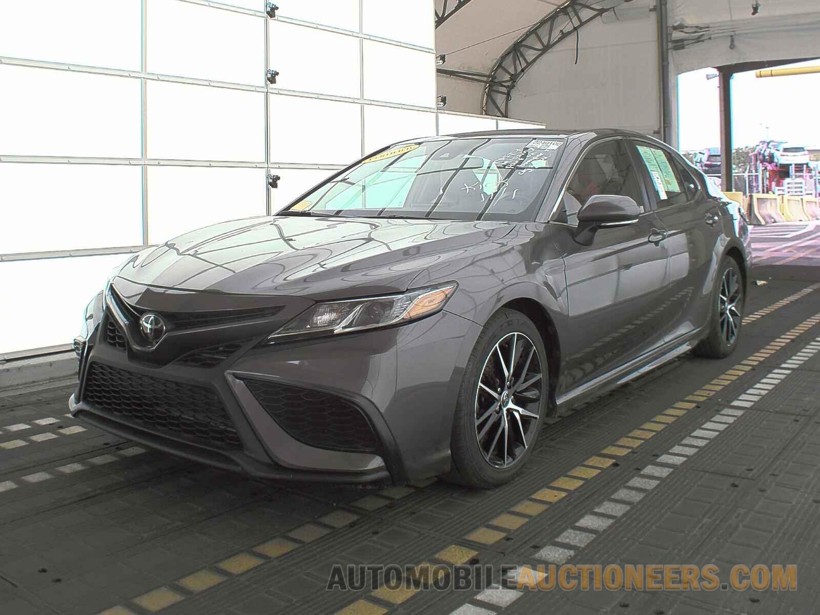 4T1G11AK3NU662099 Toyota Camry 2022