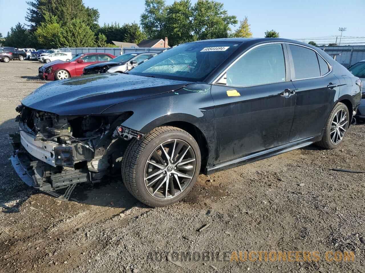 4T1G11AK3NU662636 TOYOTA CAMRY 2022