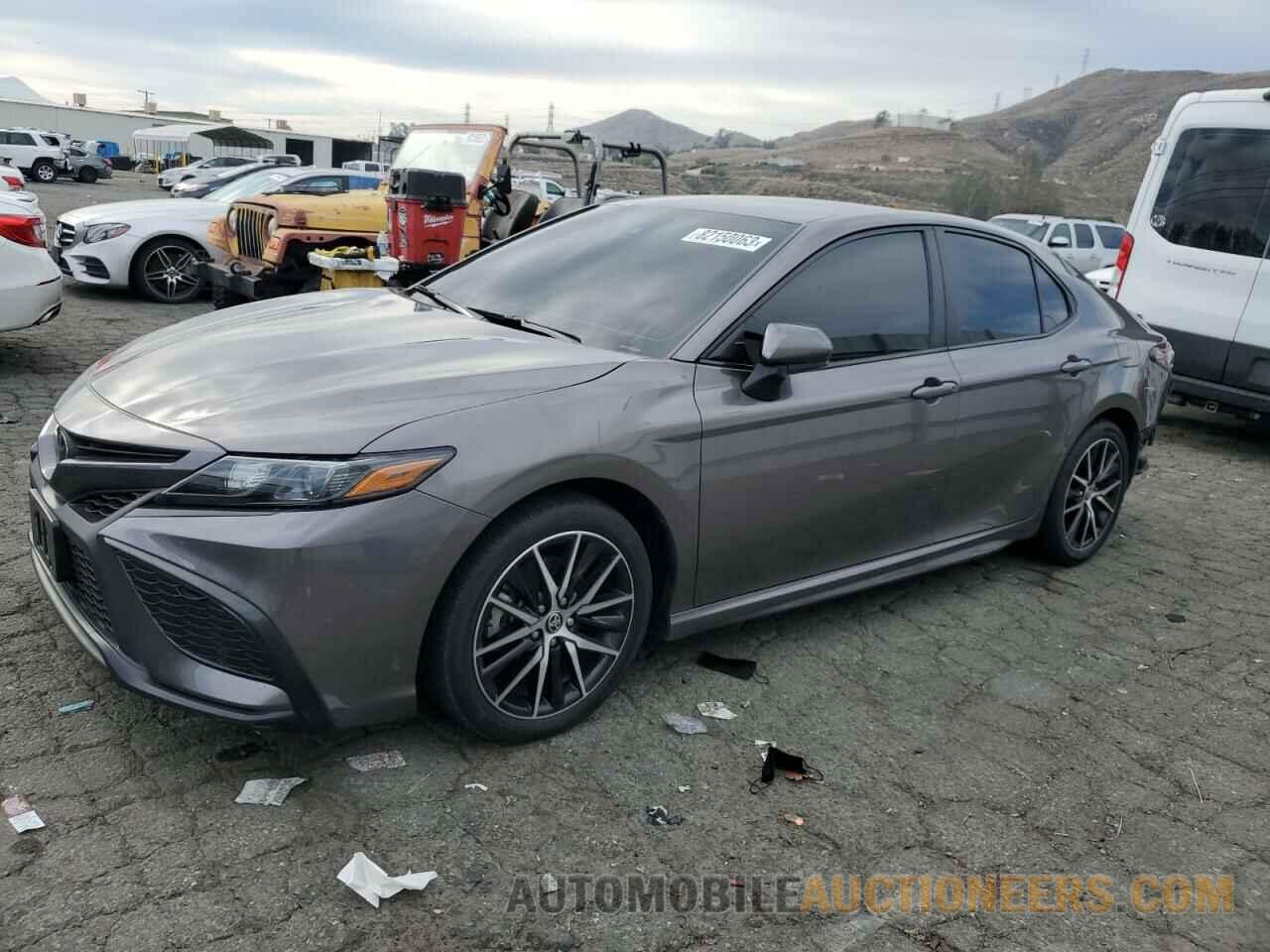 4T1G11AK3NU674253 TOYOTA CAMRY 2022