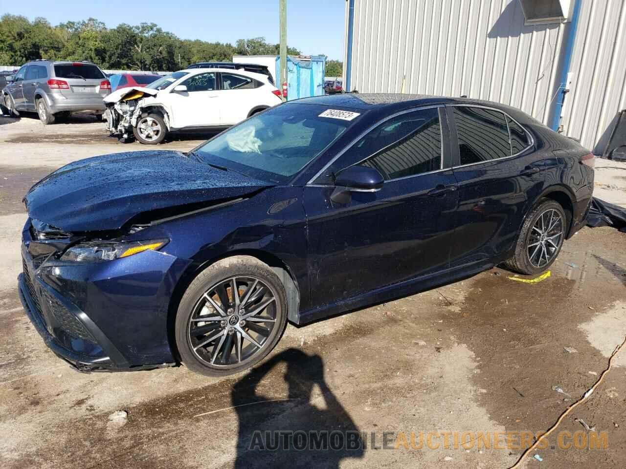 4T1G11AK3NU677721 TOYOTA CAMRY 2022