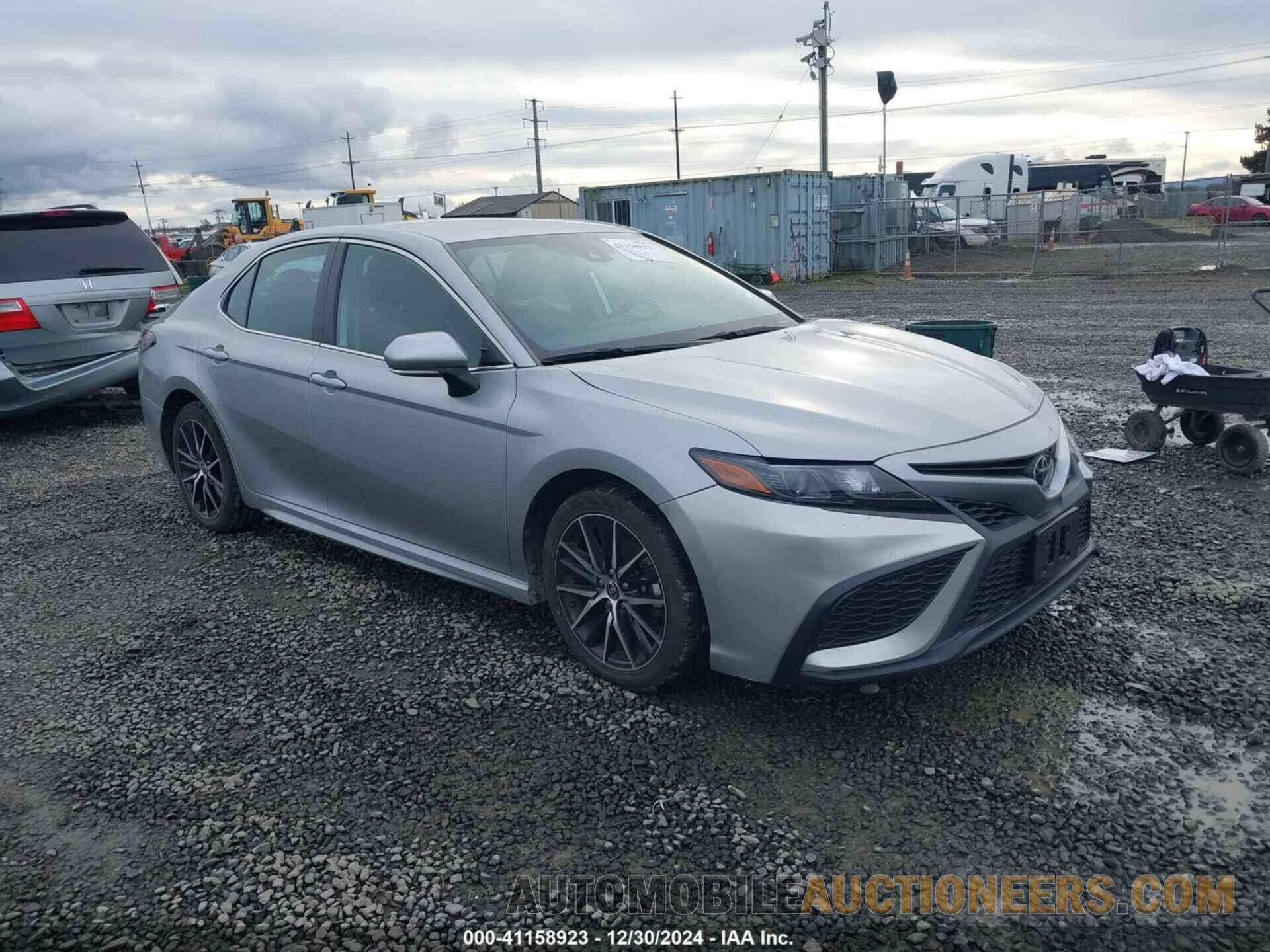 4T1G11AK3NU684474 TOYOTA CAMRY 2022