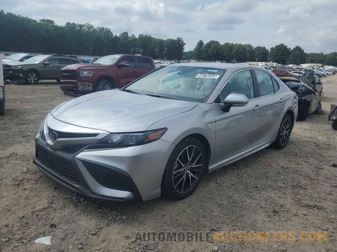 4T1G11AK3NU701810 TOYOTA CAMRY 2022