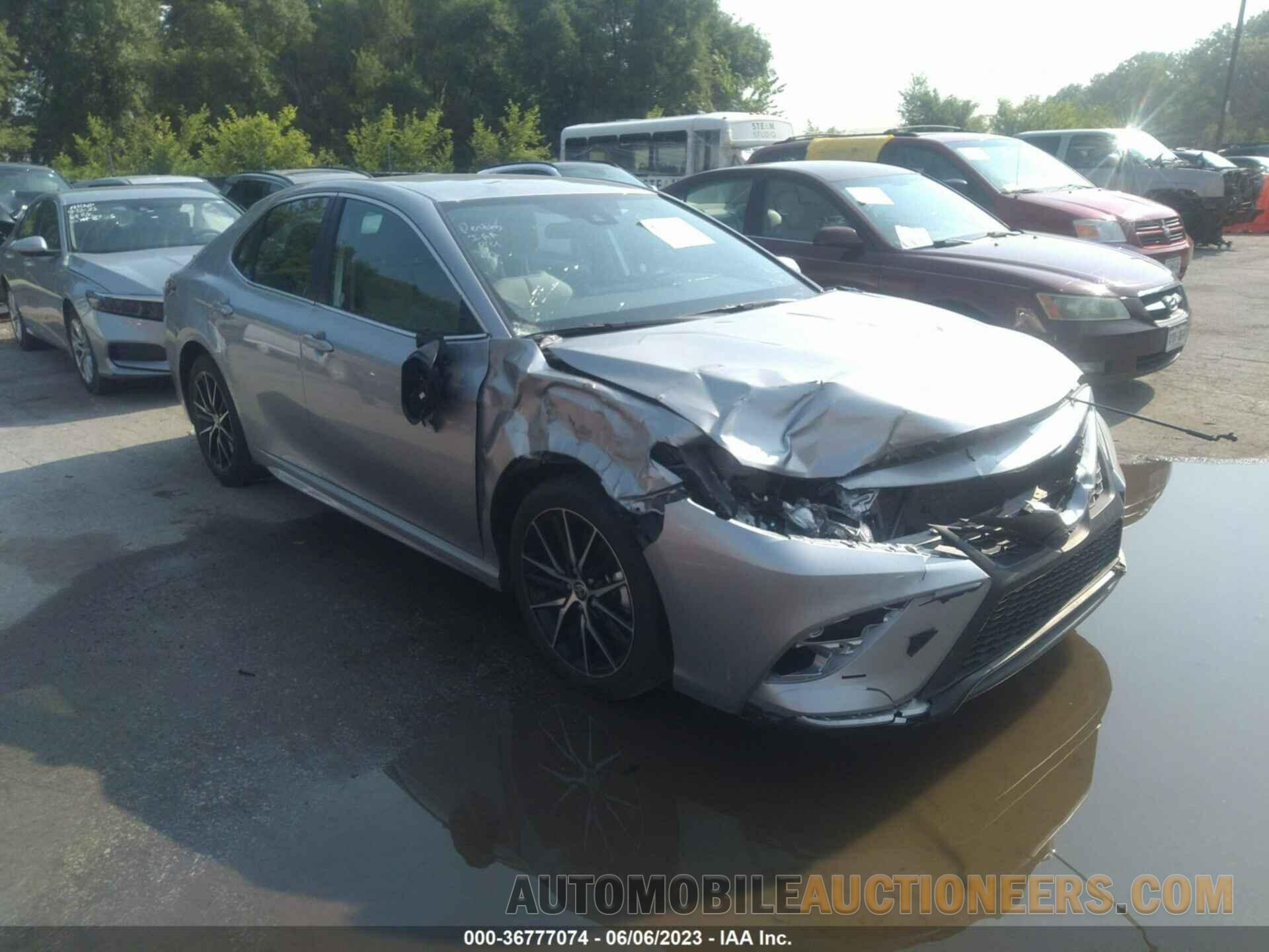 4T1G11AK3NU703217 TOYOTA CAMRY 2022