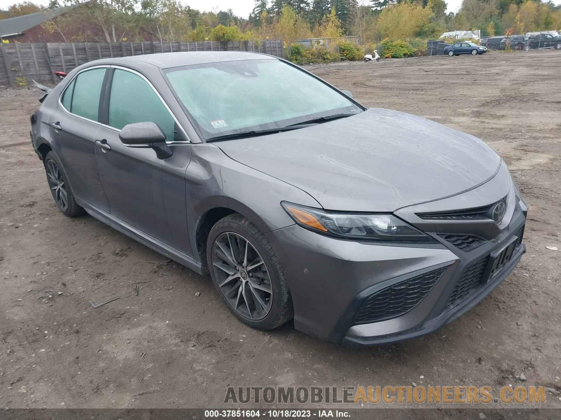 4T1G11AK3NU709065 TOYOTA CAMRY 2022