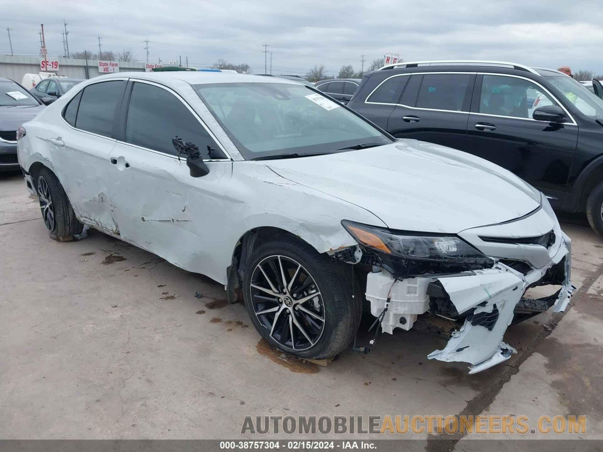 4T1G11AK3PU124960 TOYOTA CAMRY 2023