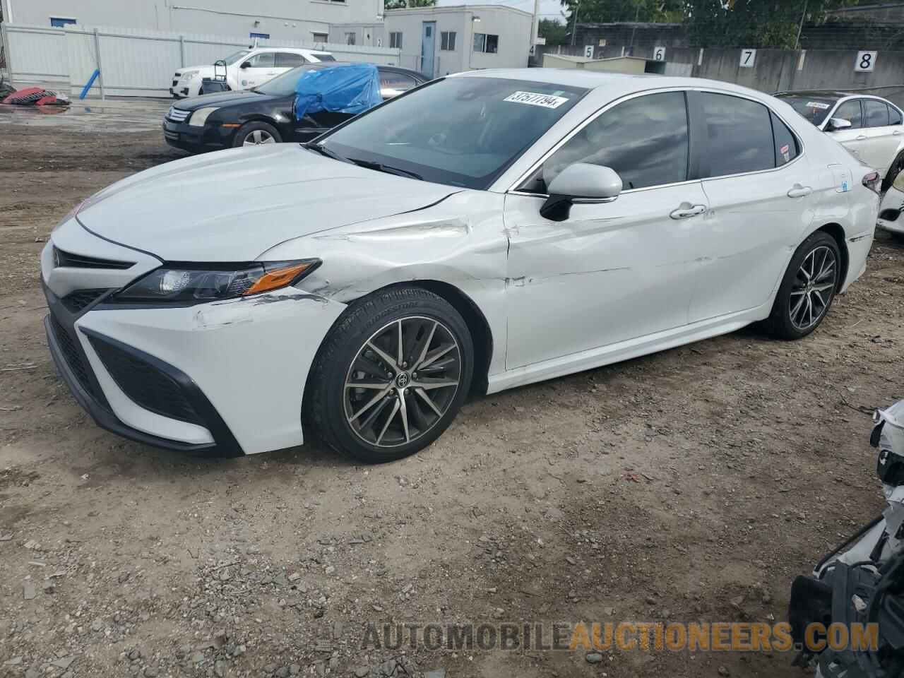 4T1G11AK3PU143492 TOYOTA CAMRY 2023