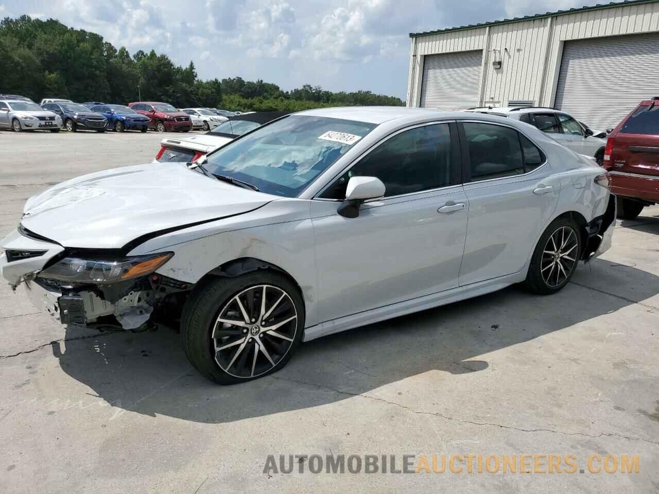 4T1G11AK3PU174810 TOYOTA CAMRY 2023