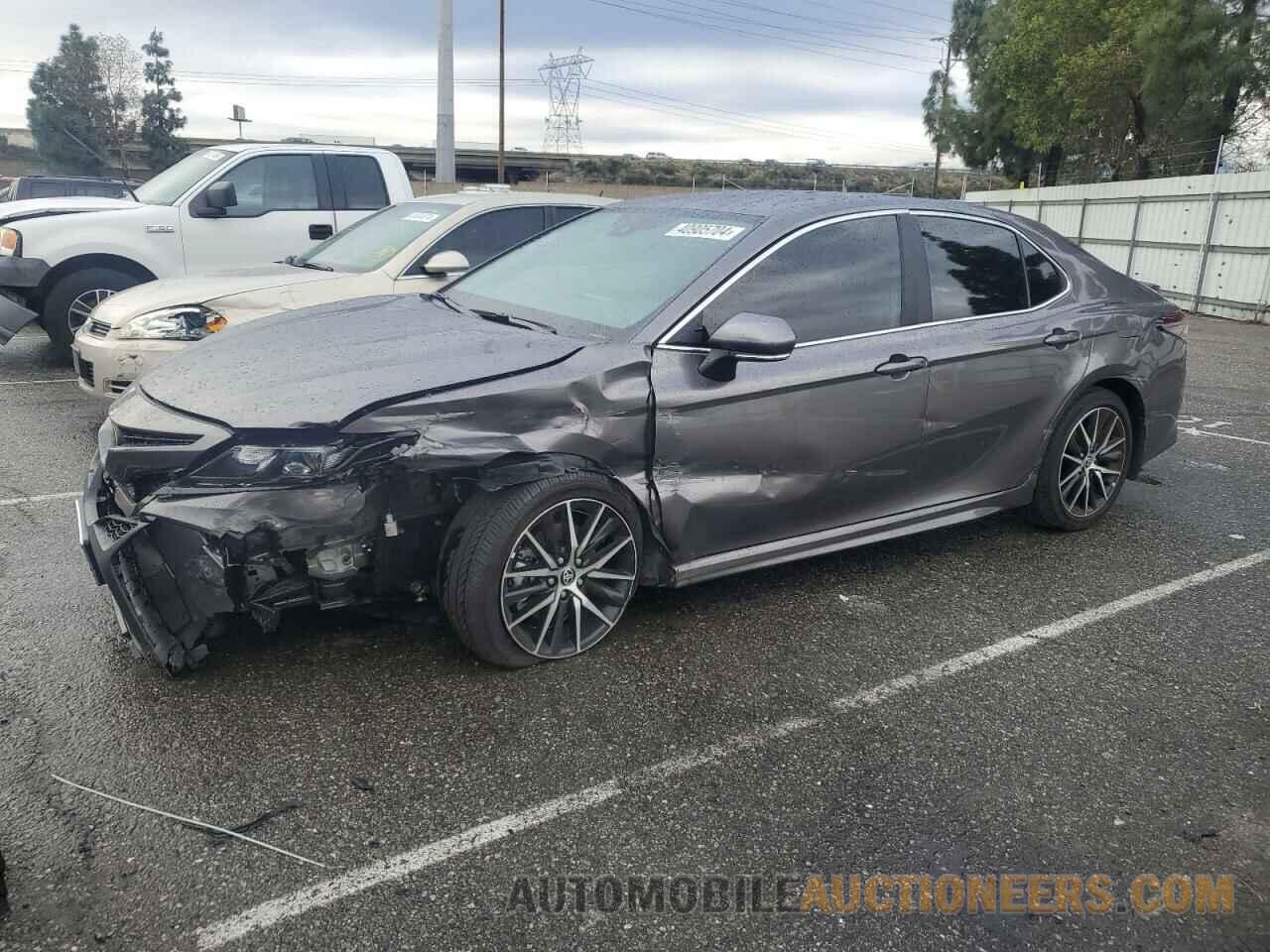 4T1G11AK3PU175584 TOYOTA CAMRY 2023