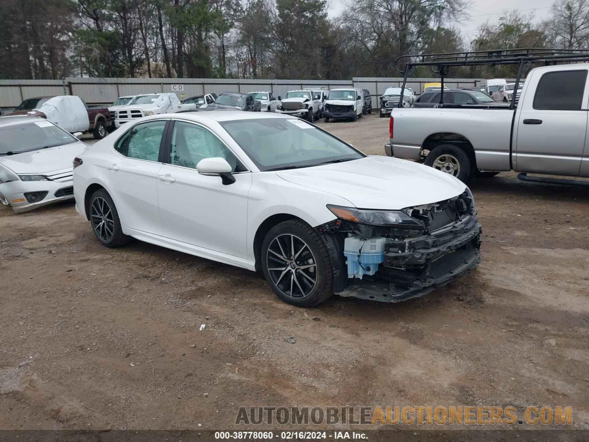 4T1G11AK3PU724281 TOYOTA CAMRY 2023