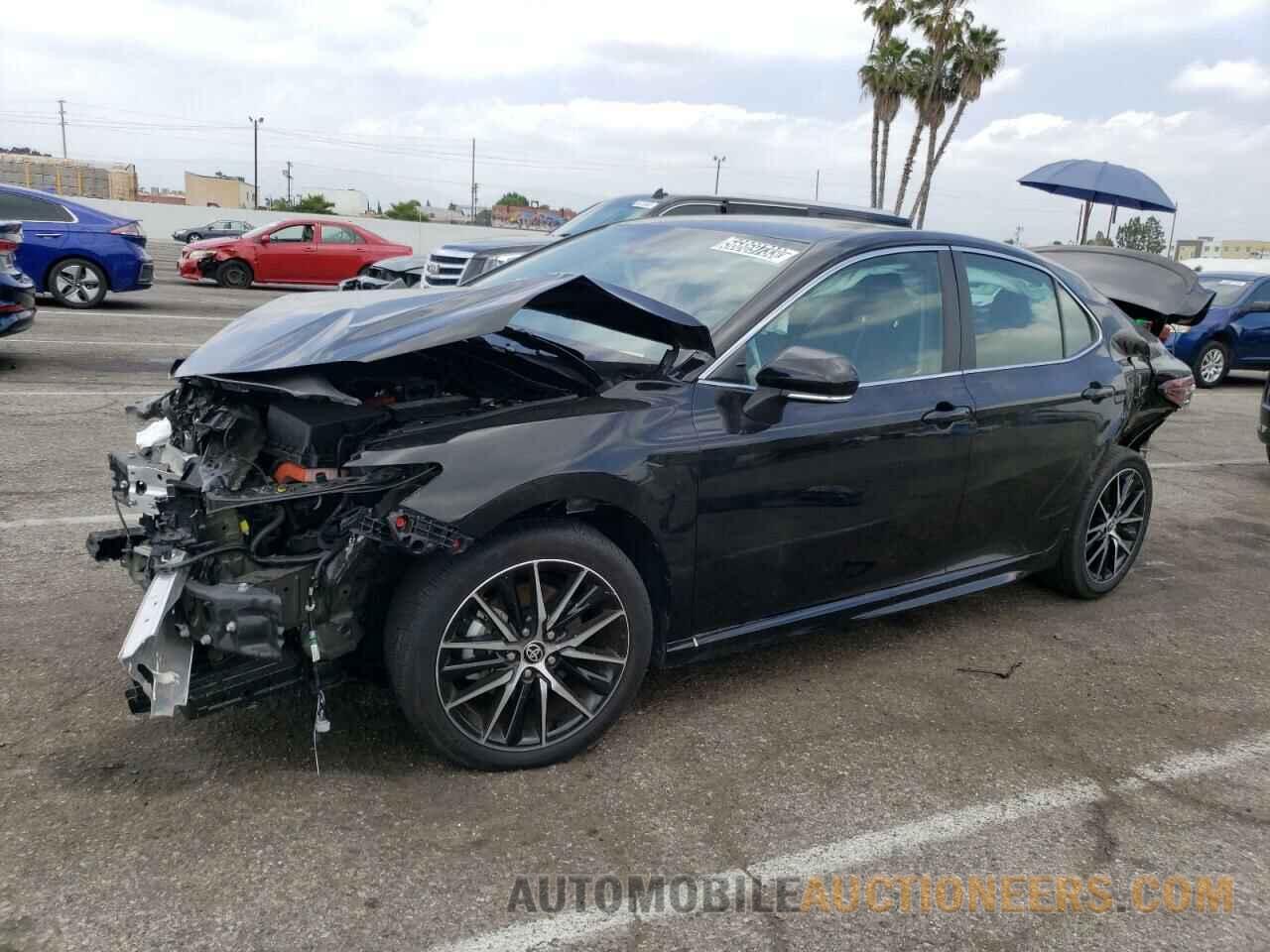 4T1G11AK3PU750329 TOYOTA CAMRY 2023