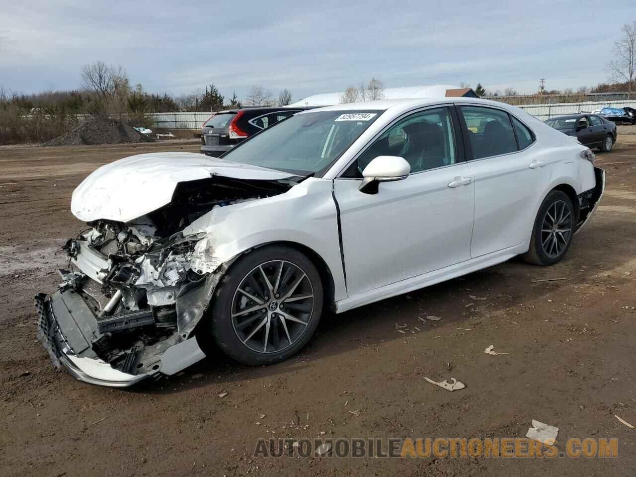 4T1G11AK3PU750928 TOYOTA CAMRY 2023