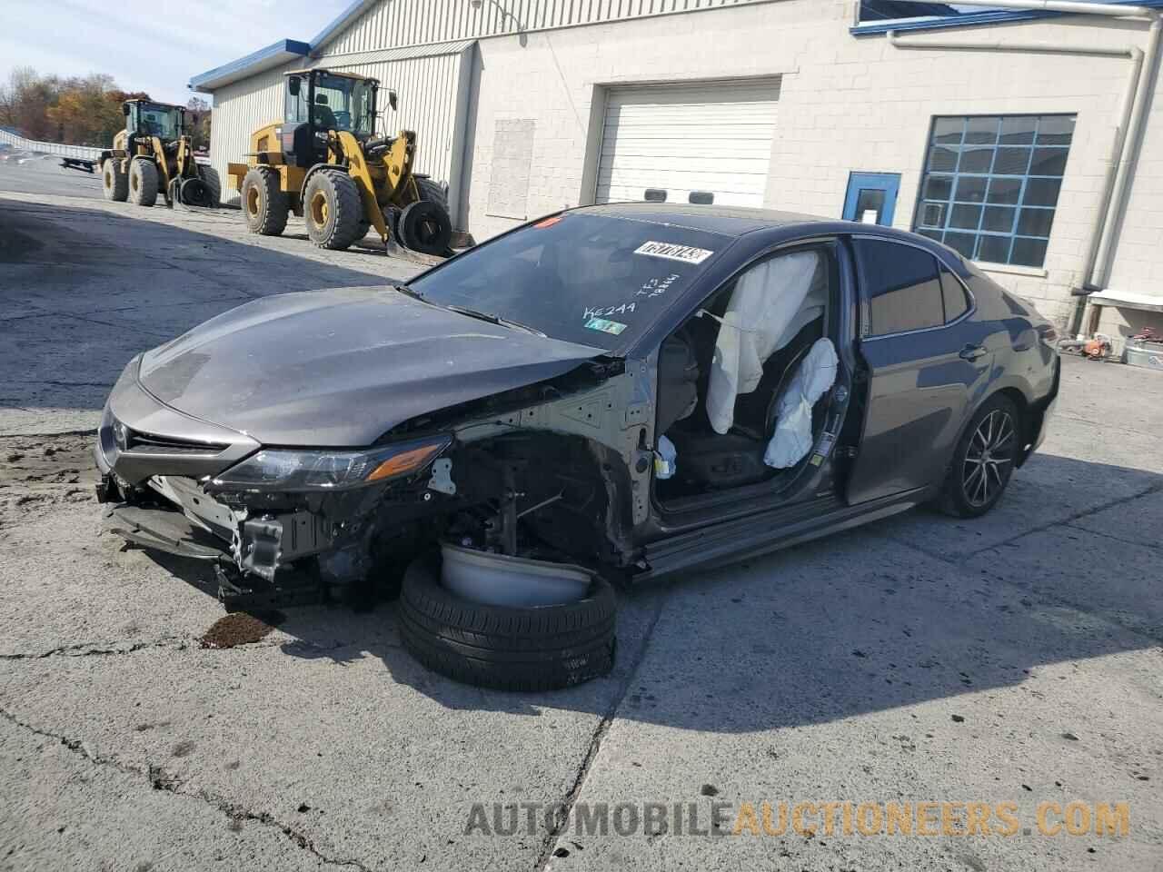 4T1G11AK3PU788661 TOYOTA CAMRY 2023