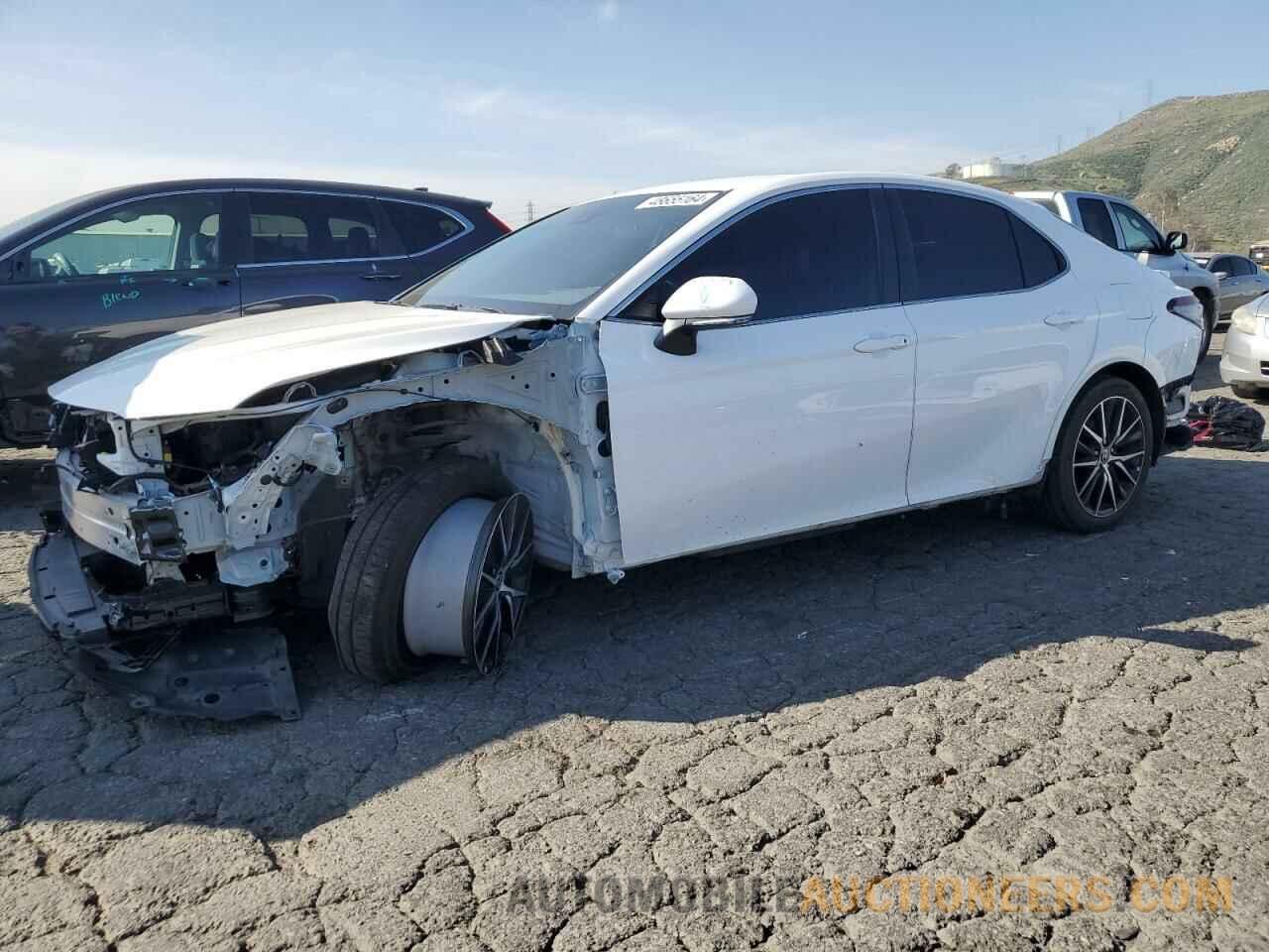 4T1G11AK3PU806432 TOYOTA CAMRY 2023