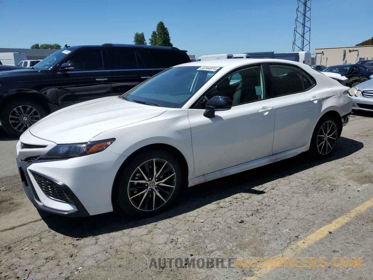 4T1G11AK3RU223474 TOYOTA CAMRY 2024