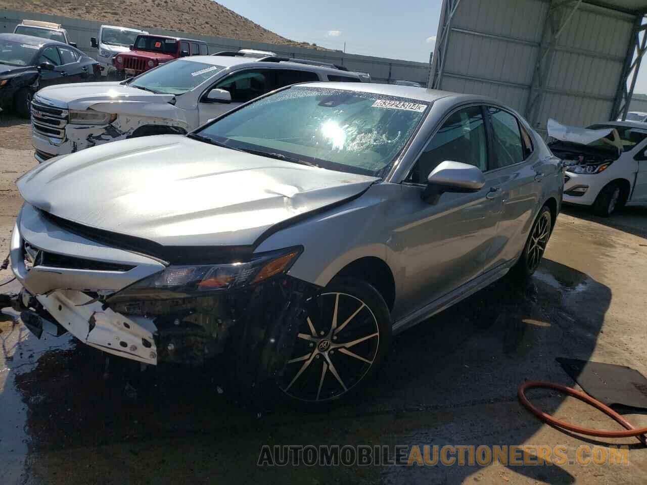 4T1G11AK3RU840650 TOYOTA CAMRY 2024