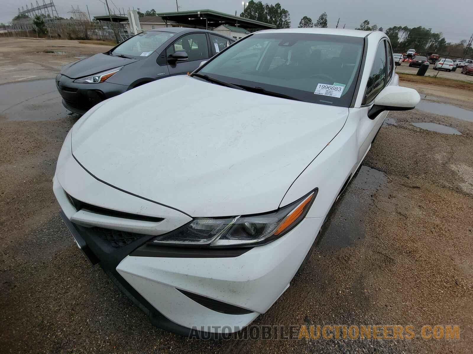 4T1G11AK4LU929229 Toyota Camry 2020