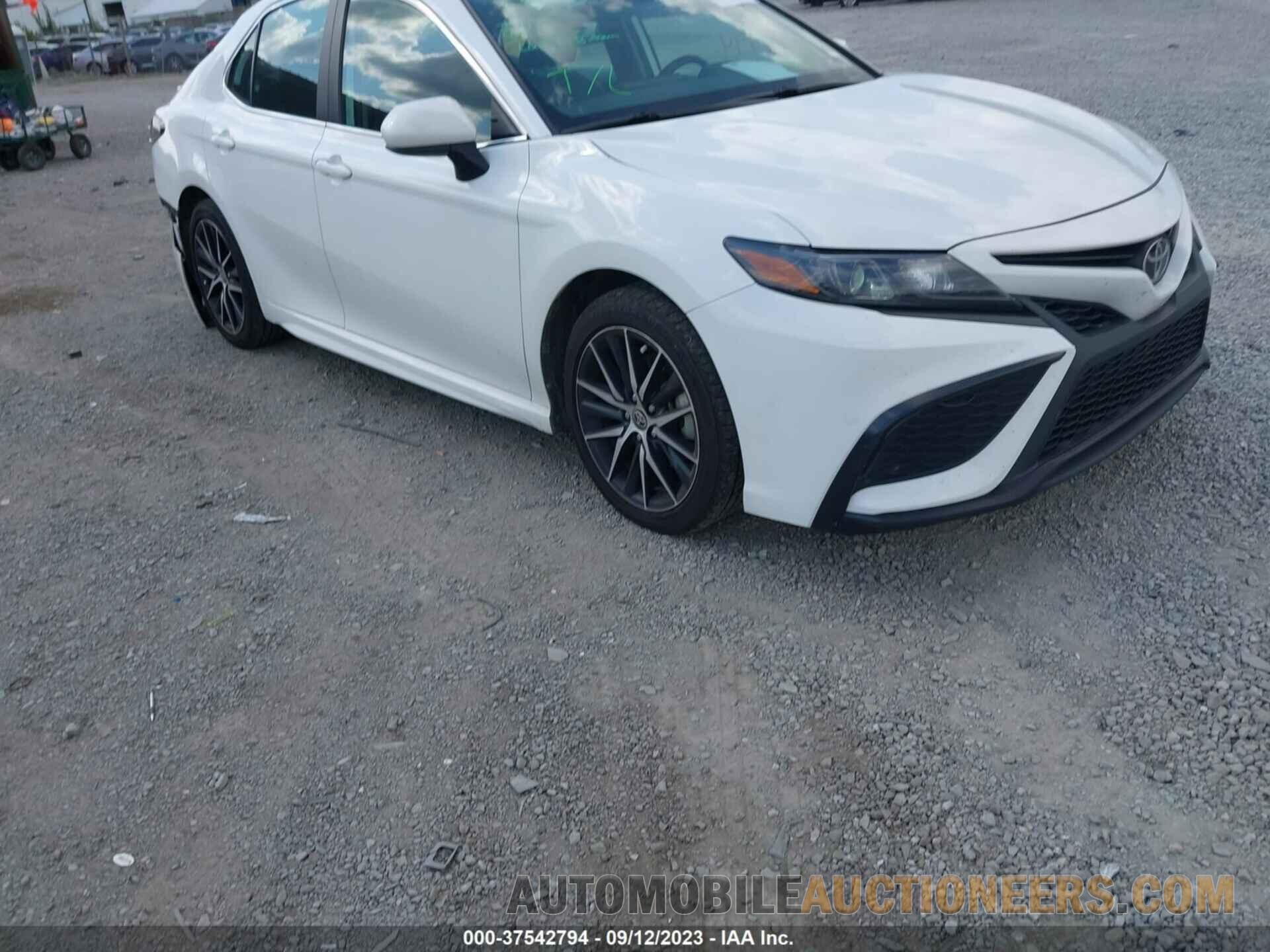 4T1G11AK4MU407234 TOYOTA CAMRY 2021