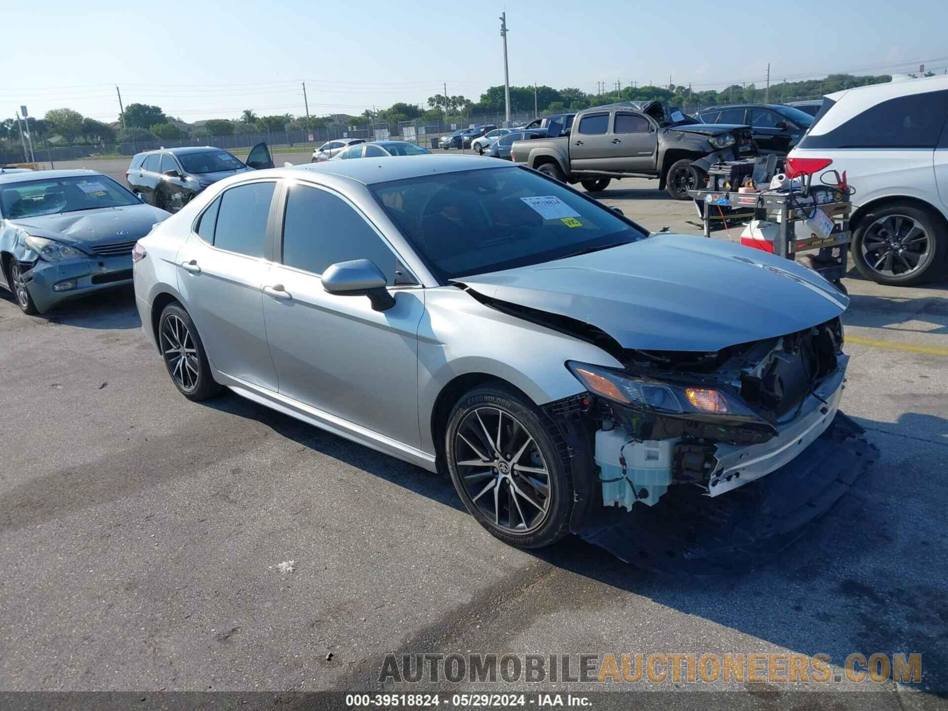 4T1G11AK4MU412904 TOYOTA CAMRY 2021