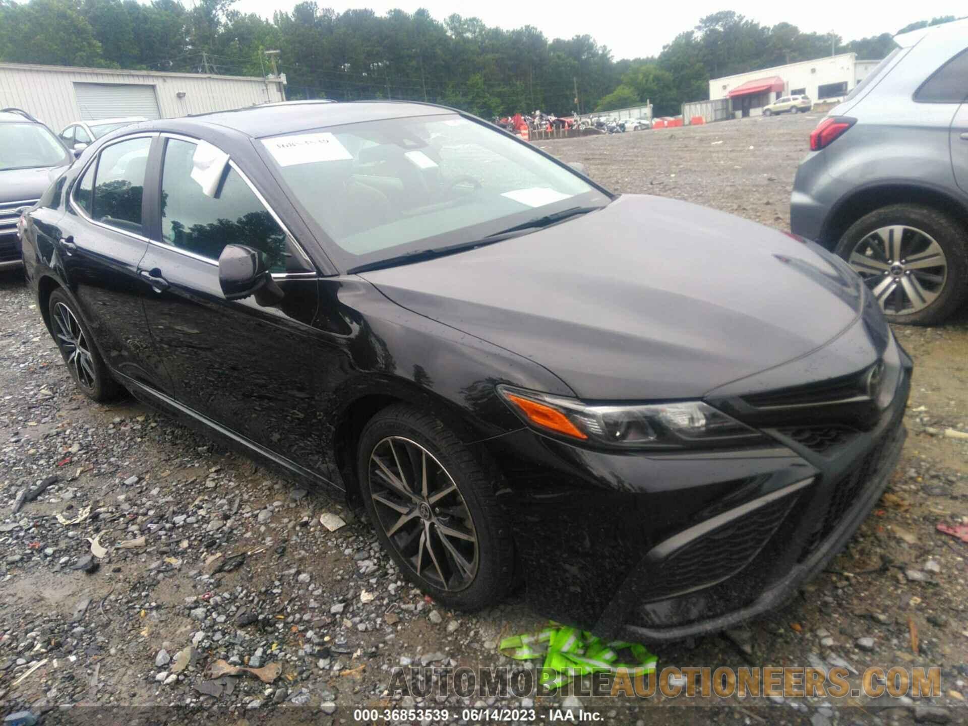 4T1G11AK4MU428889 TOYOTA CAMRY 2021