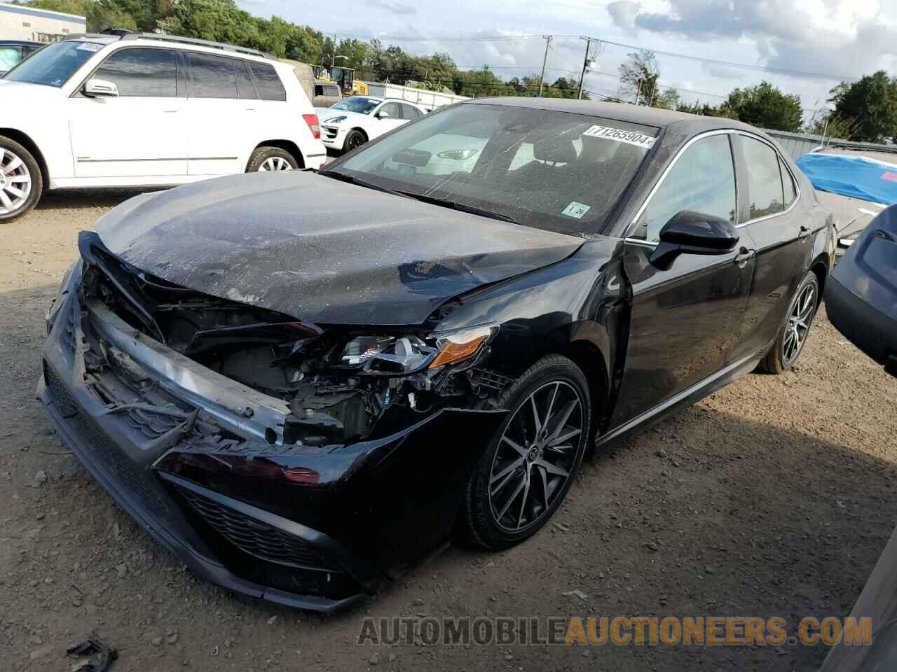 4T1G11AK4MU429816 TOYOTA CAMRY 2021