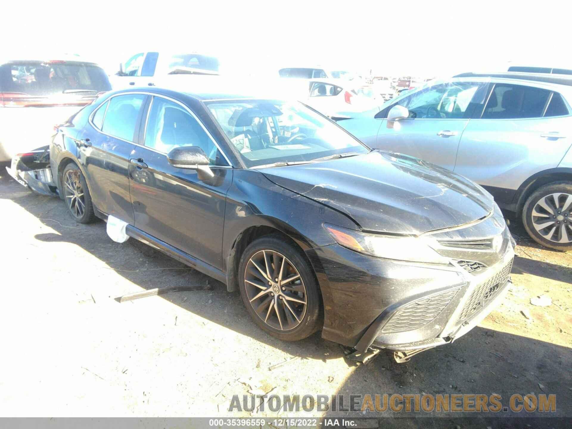 4T1G11AK4MU449435 TOYOTA CAMRY 2021