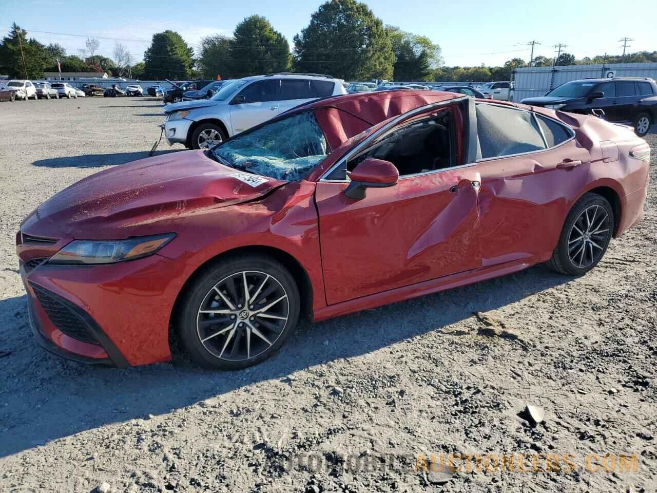 4T1G11AK4MU449502 TOYOTA CAMRY 2021