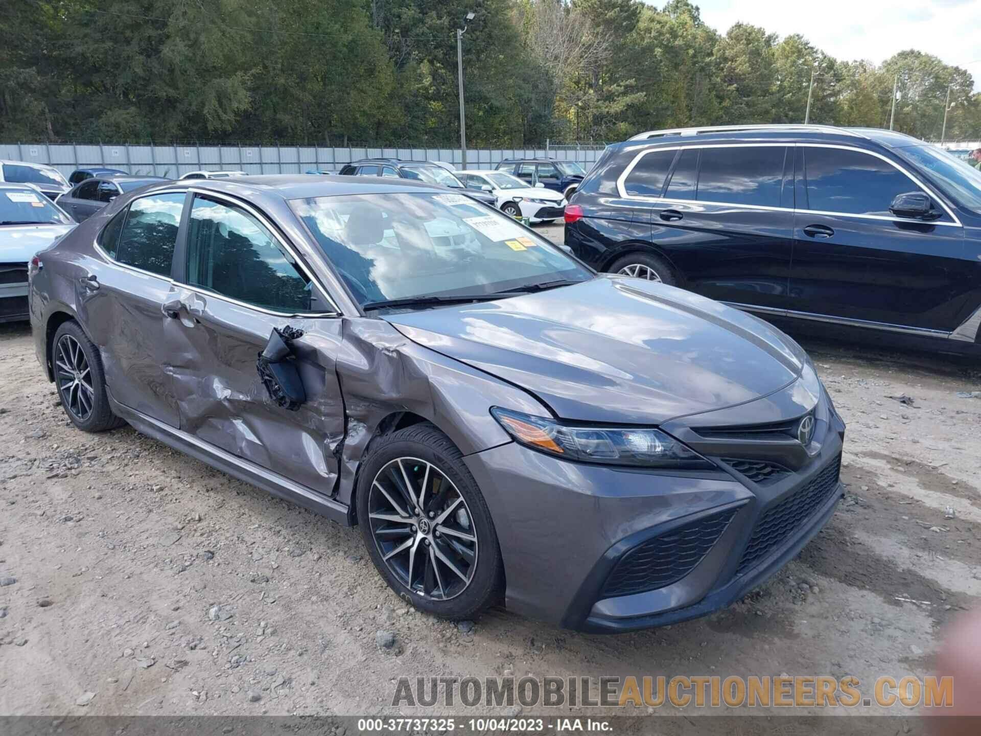 4T1G11AK4MU454229 TOYOTA CAMRY 2021