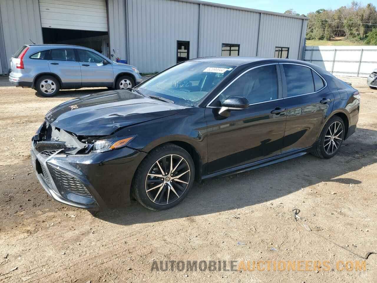 4T1G11AK4MU463092 TOYOTA CAMRY 2021