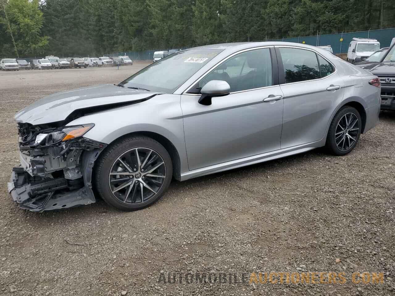 4T1G11AK4MU464033 TOYOTA CAMRY 2021