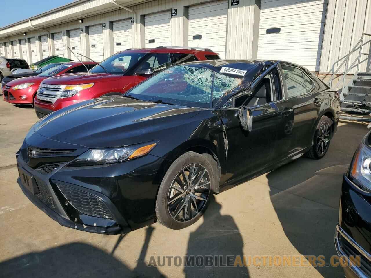 4T1G11AK4MU464629 TOYOTA CAMRY 2021