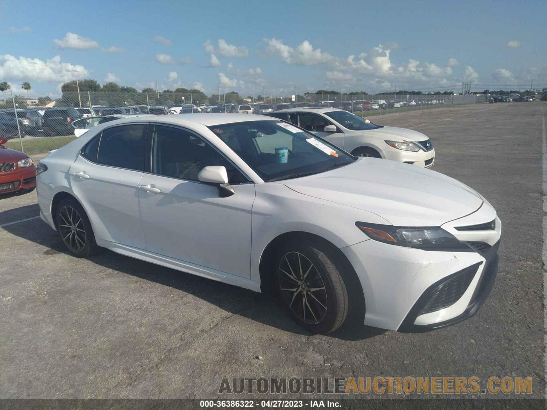 4T1G11AK4MU469121 TOYOTA CAMRY 2021