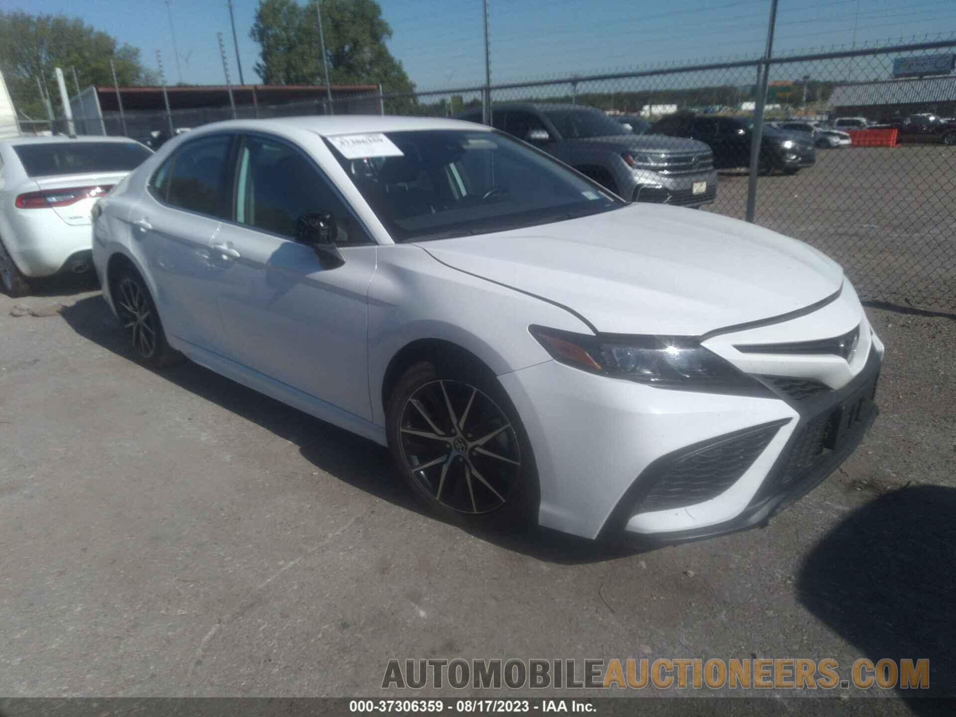 4T1G11AK4MU471659 TOYOTA CAMRY 2021