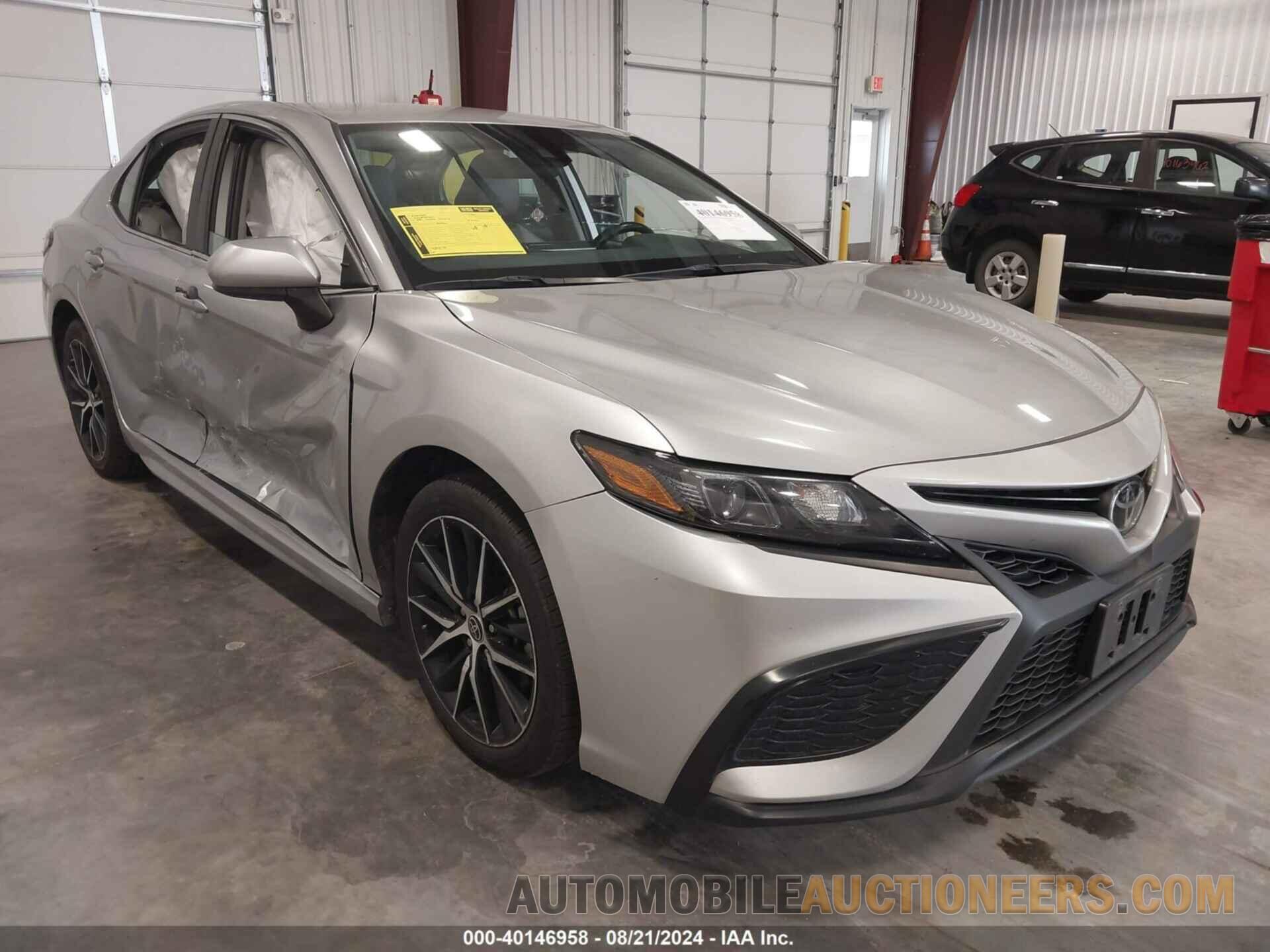 4T1G11AK4MU481835 TOYOTA CAMRY 2021