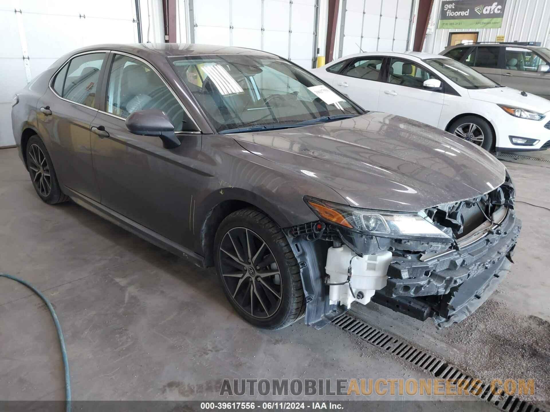 4T1G11AK4MU491006 TOYOTA CAMRY 2021