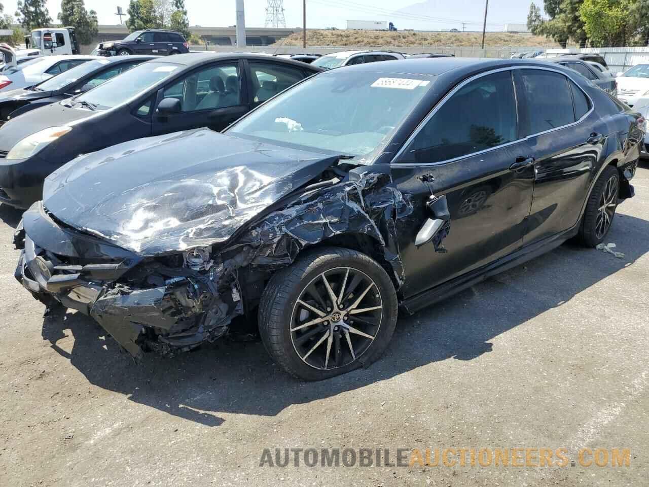 4T1G11AK4MU495394 TOYOTA CAMRY 2021